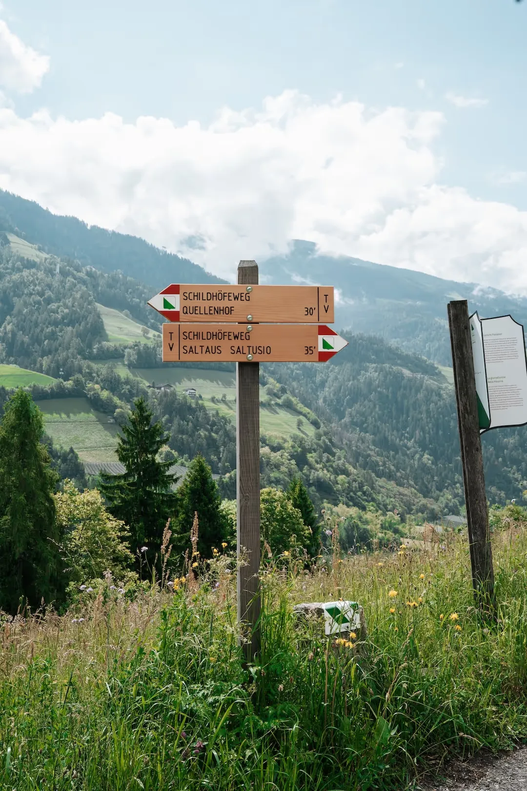 Die Umgebung der Aktiv Lodge bei Meran